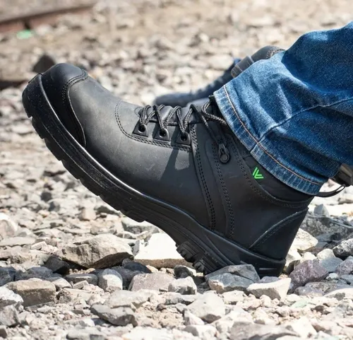 Bota De Seguridad Industrial Vanvien Modelo Omega Negro