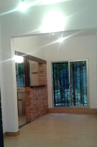 Imagen 5 de 13 de Bvar Batlle Y Ordoñez Alquiler Casa 2 Dormitorios Con Cochera