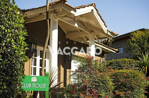 Venta Casa Barrio Privado Haras Maria Elena Moreno