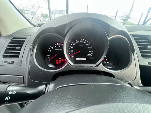 Toyota Hilux 3.0 Srv Cab. Dupla 4x2 4p