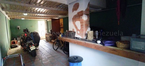 Casa En Las Acacias #21-9766