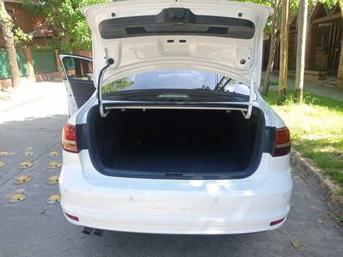 Volkswagen Vento 1.4 Highline 150cv At