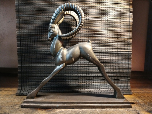 Escultura De Carnero De Bronce Antiguo Estilo Art Deco 30s 