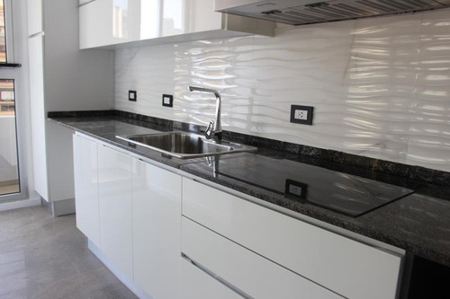 Imagen 8 de 30 de Av. Pellegrini 697 12 02 Nautilo