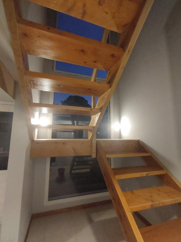 Casa En Venta - 3 Dormitorios 2 Baños - 90mts2 - Ostende