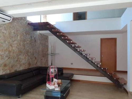 Imagen 2 de 12 de Casa En Venta En Urb. Prebo 2 Valencia Cod: Inc-058