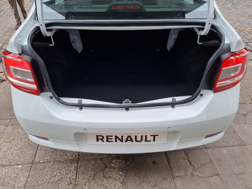 Imagen 14 de 15 de Renault Logan 1.6 16v Life (jir)