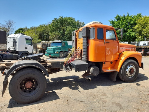 Imagem 4 de 6 de Caminhão Scania 111 Ano76 4x2