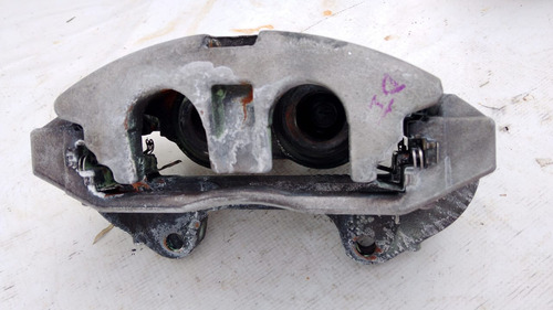Caliper Delantero Izquierdo Dodge Journey 2014 2.4l (Usado)