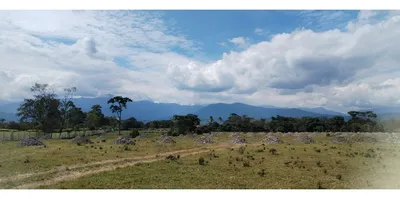 Lote y casalote en venta
