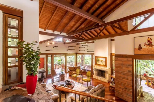 Casa En Venta En Loma Las Brujas. Cod V8340