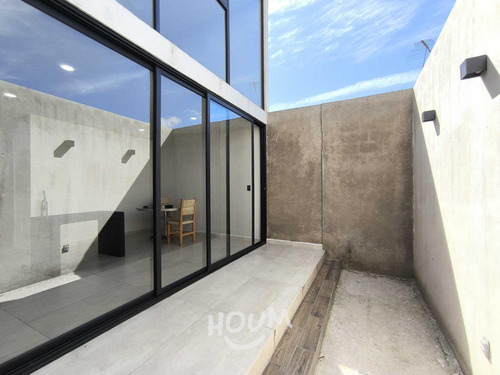 Departamento En Agua Bendita, Cuajimalpa De Morelos Con 2 Recámaras, 75 M², Id: 146227