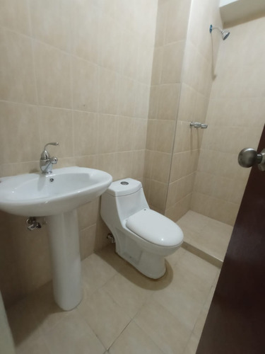 Yuraima Segura Vende Apartamento En Res. Puerto Alegre Urb. Valles De Camoruco Valencia Estado Carabobo