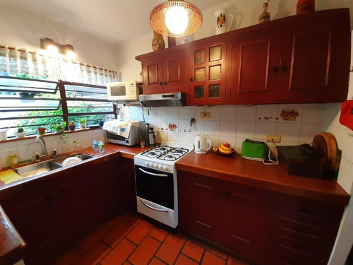 Imagen 8 de 14 de Casa En Venta En Castelar Norte