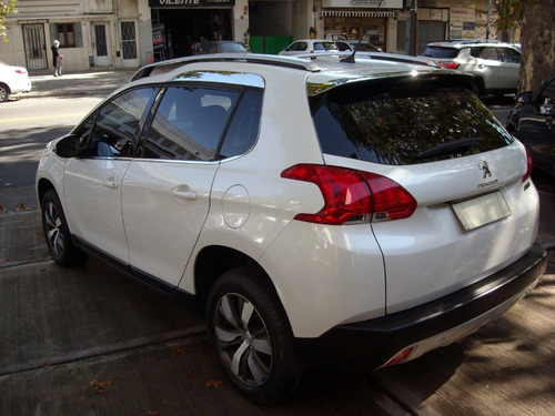 Imagen 7 de 15 de Peugeot 2008 Feline 2017