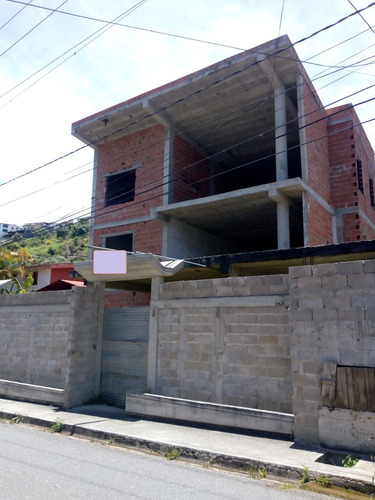 Imagen 1 de 9 de Best House Vende Conjunto De Town House Colinas De Carrizal