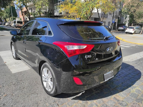 Imagen 3 de 13 de Hyundai I30 Premium 2014 Gpdevoto