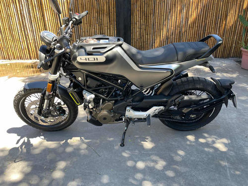 Imagen 2 de 6 de Husqvarna Svartpilen 401