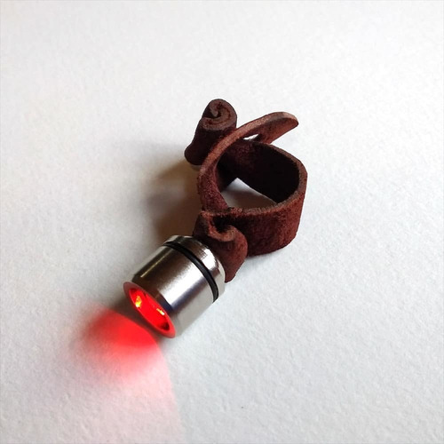 Imagem 1 de 3 de Led Com Bewit
