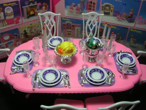 Comedor Gloria Para Barbie Con Platos Vasos Y Cubiertos