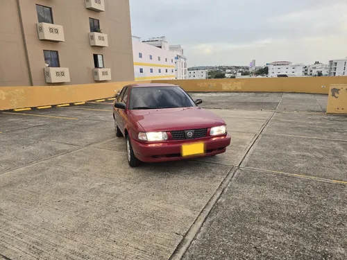 Nissan Sentra 1.6 B13 Lujo