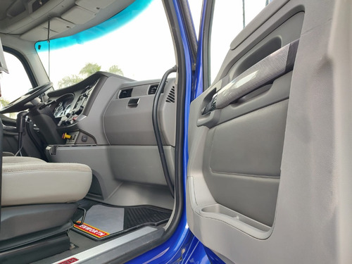 Kw T680 Azul 2016,camiones,cummins