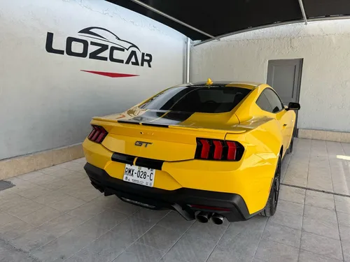 Ford Mustang 5.0l Gt V8 At