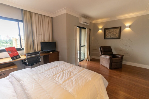 Imagem 1 de 15 de La Concorde - Flat Mobiliado Com 32m² Para Moradia Ou Investimento. - Sf3392