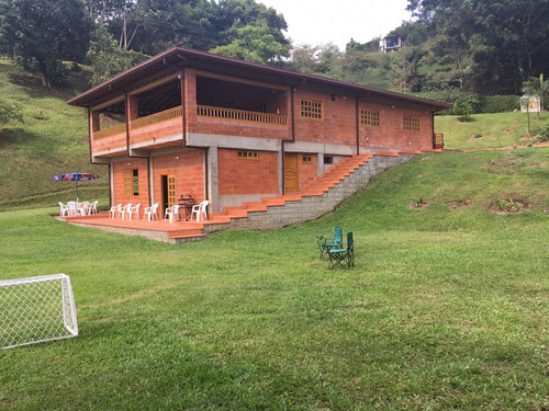 Finca En Arriendo En Barbosa