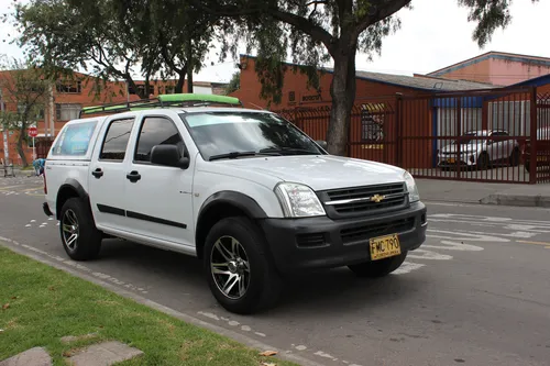 Chevrolet Dmax Modelo 2008 Con Capacete Excelente Estado