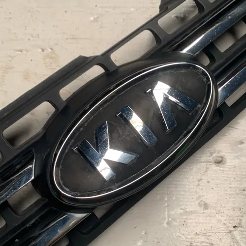 Parrilla Frontal Kia Sportage (Usado)