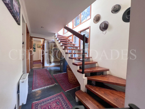Amplia Casa Ideal Para Familia En Condominio. El Arrayan