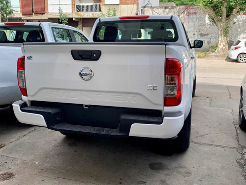 Nissan Frontier Se Nafta Motor 4 Cilindros 2.5 L