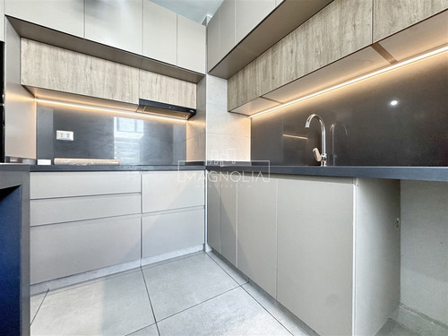 Departamento En Venta De 4 Dorm. En Lo Barnechea