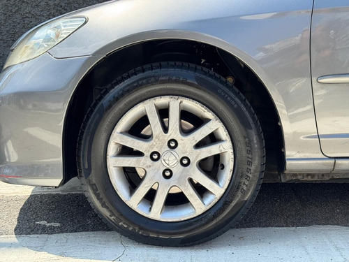 Honda Civic 1.7 Lxl 4p
