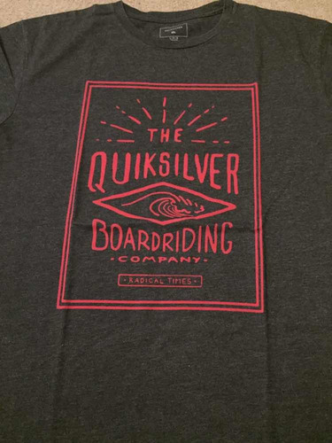 Remera Quiksilver Estampada Talle L Gris Melange