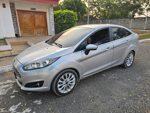 Ford Fiesta 1.6 Titanium At