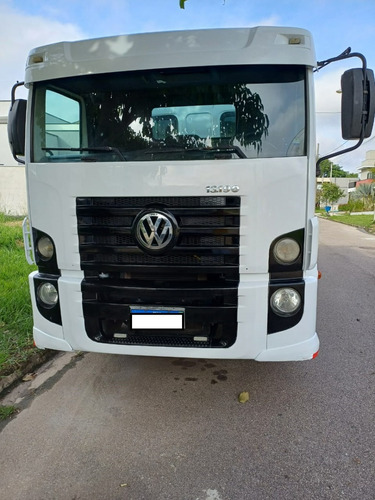 Volkswagen 13.190 -  4x2 - Ano 2013