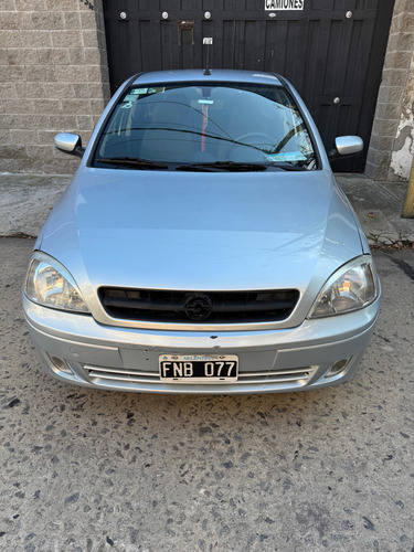 Chevrolet Corsa 1.8 Gl Aa Dh 4P