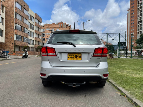 Dodge Journey Sxt 7p 2.4 At 2014