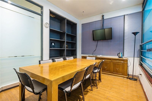 Imagen 6 de 20 de Edificio De Oficinas En Venta En Santiago Para Inversionista