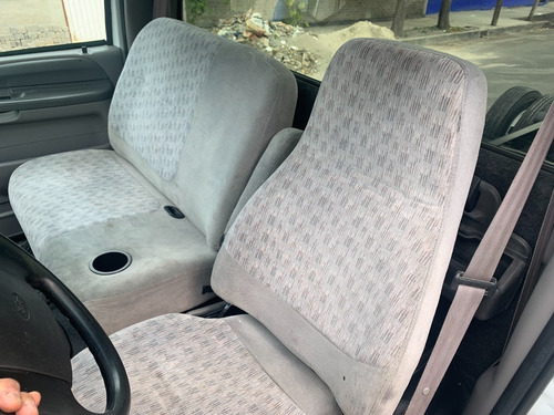 Imagen 7 de 10 de Ford Rabon 2000 F-650