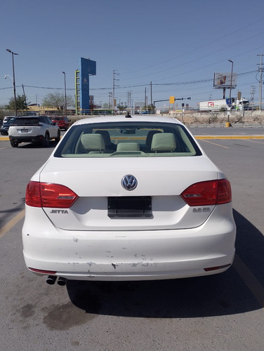 Volkswagen Jetta 2.5 Style Tiptronic At