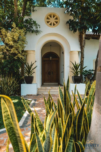 Imagen 4 de 30 de Residencia De Una Planta En Venta En Montebello - Fraccionamiento Montebello
