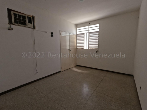 Imagen 10 de 30 de *&casa Comercial En Alquiler En Avenida Rotaria Barquisimeto*=. Monica Carrasquel 0424 556 57 59