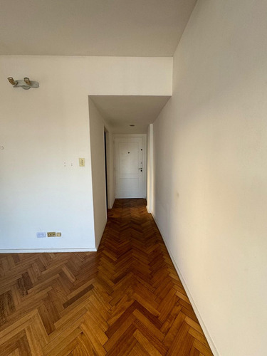 Venta 2 Ambientes Av.san Juan Y Av.la Plata.