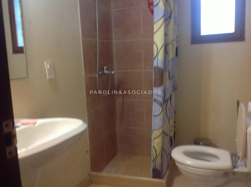 Casa En Venta De 3 Dormitorios En Barrio Cantegril, Punta Del Este.