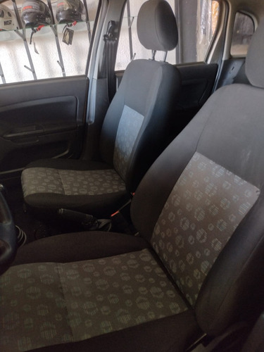 Ford fiesta ambiente plus mp3 ambiente plus