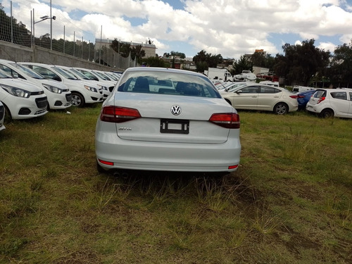Imagen 4 de 11 de Volkswagen Jetta 2018 2.0 Tiptronic At