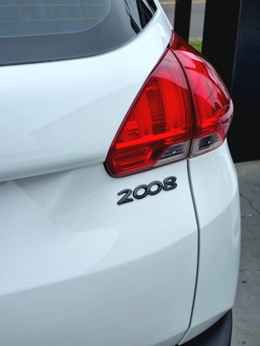 Peugeot 2008 1.6 16V FLEX ALLURE 4P AUTOMÁTICO